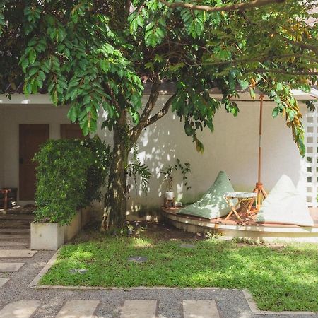 Paper Plane Cnx Bed and Breakfast Chiang Mai Buitenkant foto