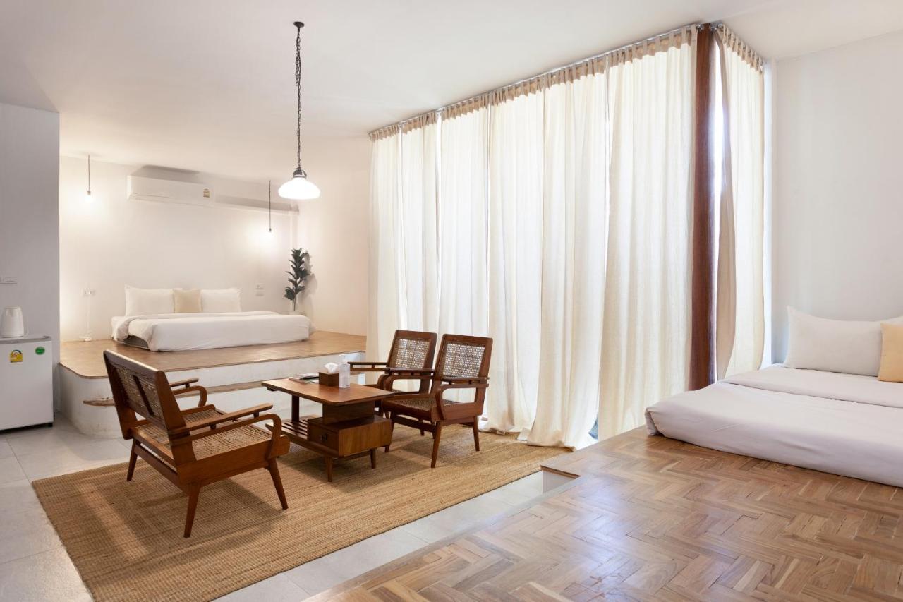 Paper Plane Cnx Bed and Breakfast Chiang Mai Buitenkant foto