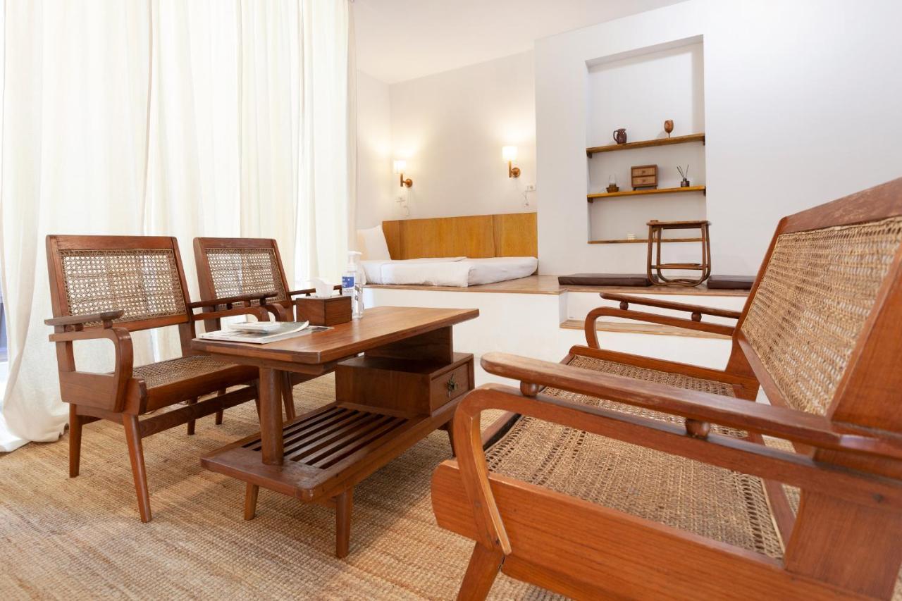 Paper Plane Cnx Bed and Breakfast Chiang Mai Buitenkant foto