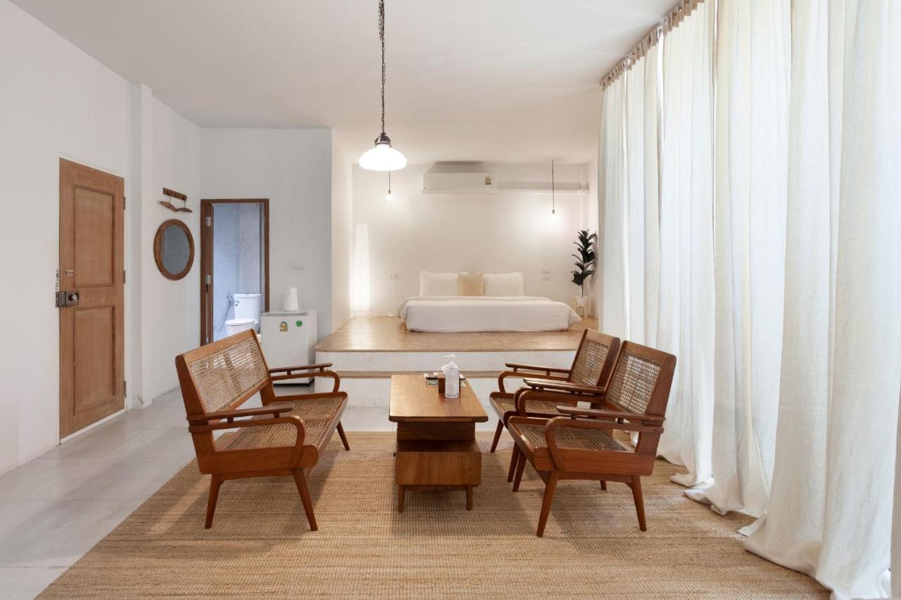 Paper Plane Cnx Bed and Breakfast Chiang Mai Buitenkant foto