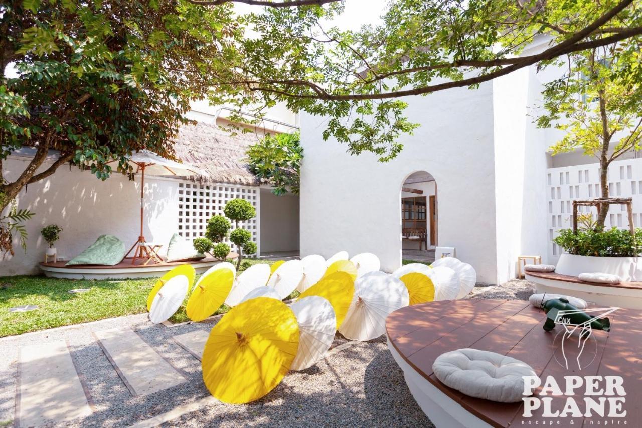 Paper Plane Cnx Bed and Breakfast Chiang Mai Buitenkant foto