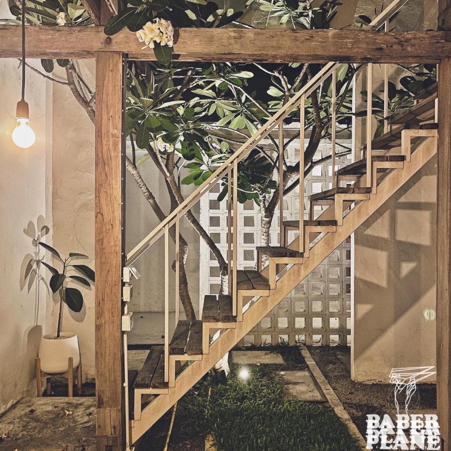 Paper Plane Cnx Bed and Breakfast Chiang Mai Buitenkant foto