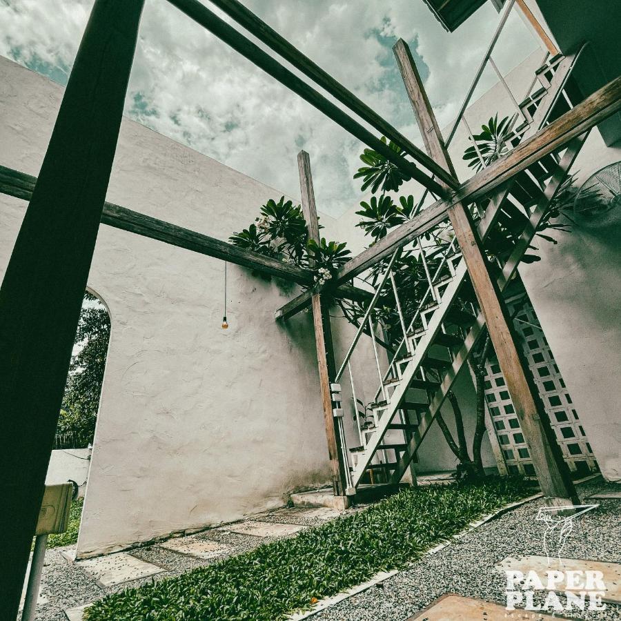 Paper Plane Cnx Bed and Breakfast Chiang Mai Buitenkant foto