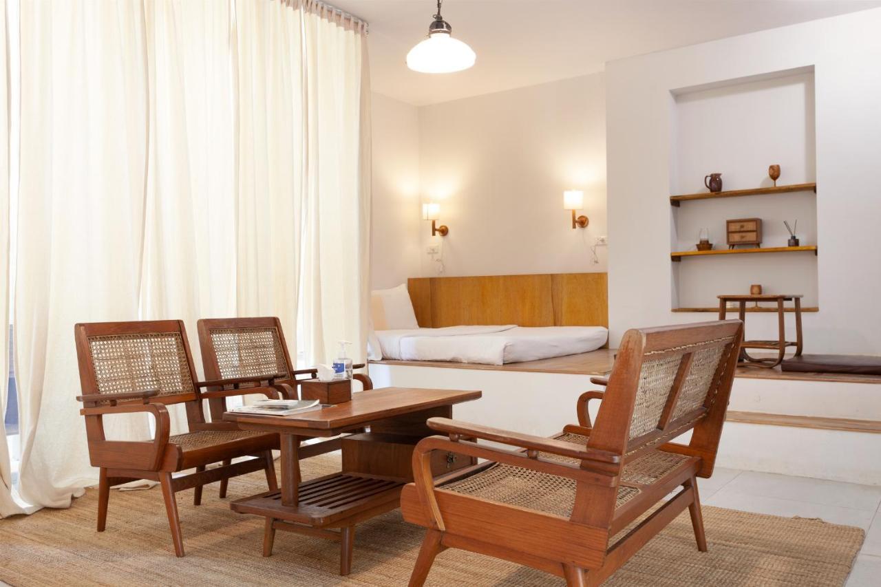 Paper Plane Cnx Bed and Breakfast Chiang Mai Buitenkant foto