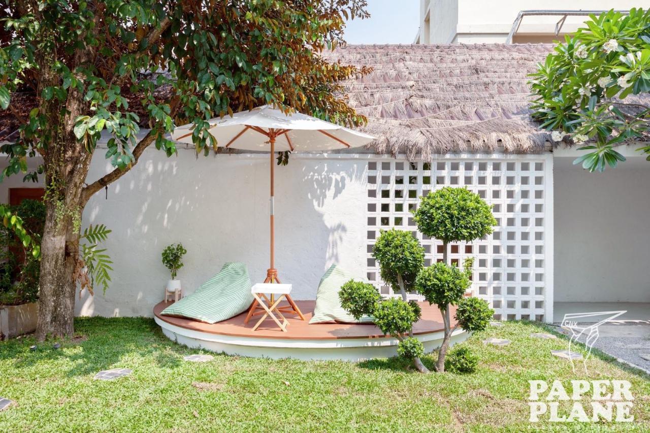 Paper Plane Cnx Bed and Breakfast Chiang Mai Buitenkant foto