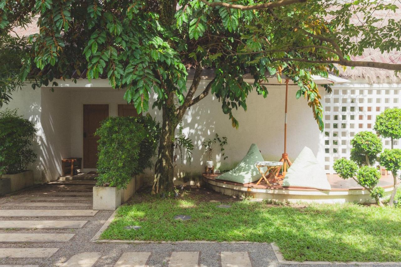 Paper Plane Cnx Bed and Breakfast Chiang Mai Buitenkant foto